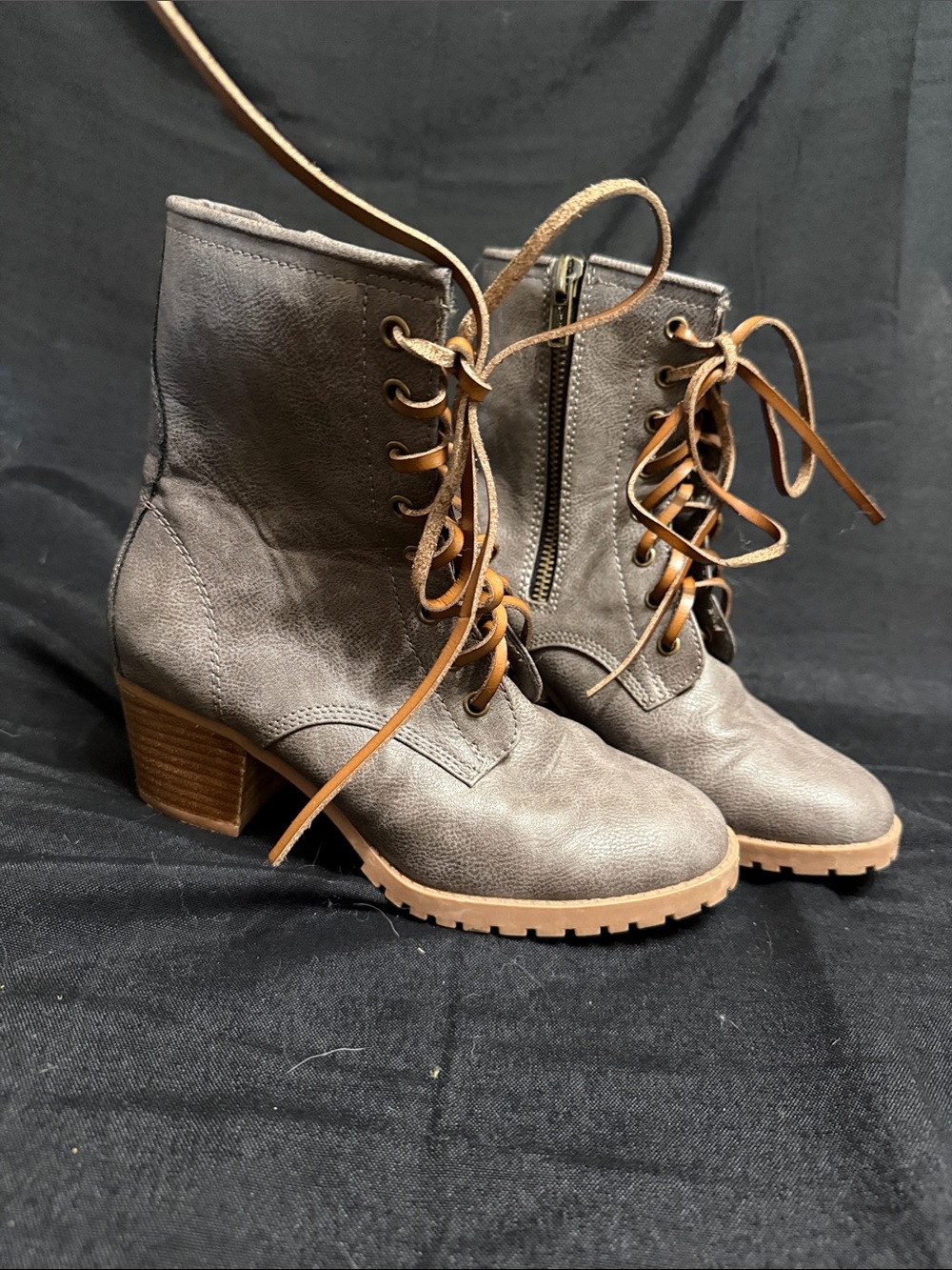 Lace-Up Heeled Ankle Boots in Gray with Tan Laces